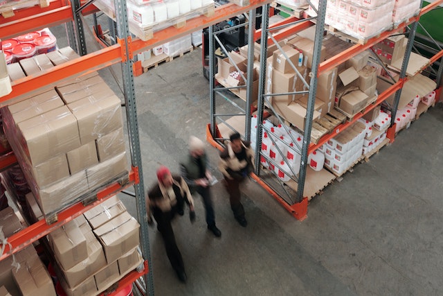 4 Ways That Warehouses Can Create a Safe Workplace