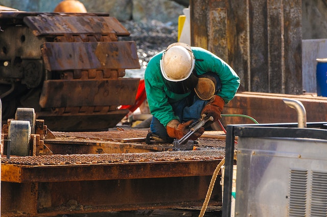 Benefits Of Outsourcing Your Contractor Payroll