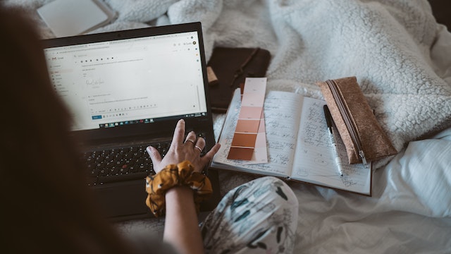 Most Effective Ways to Respond to Customer Inquiries