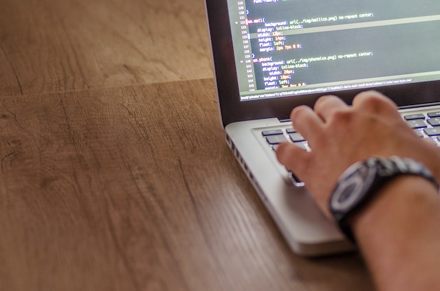 6 Things to Check When Choosing an IT Company