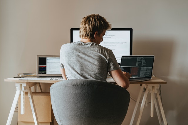 How To Manage Remote Teams With Great Success, Less Efforts