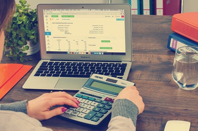 Jobber vs Quickbooks Online